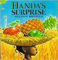 Imagen de archivo de Handa's Surprise a la venta por Books Puddle