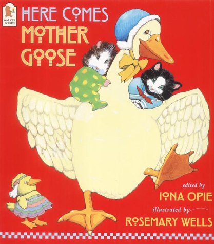 9780744589290: Here Comes Mother Goose