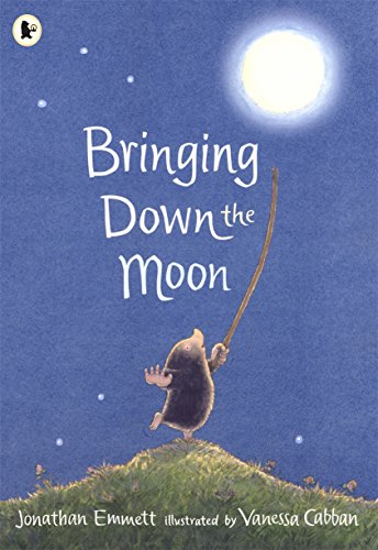 9780744589504: Bringing Down The Moon (Mole and Friends)