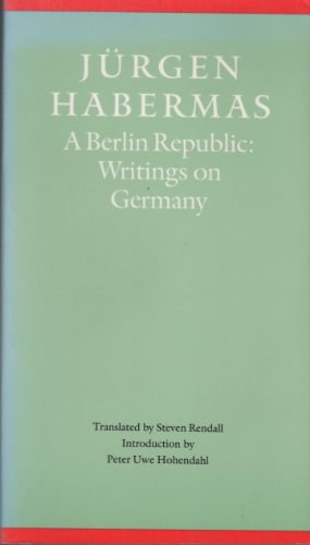 9780745620459: A Berlin Republic: Writings on Germany