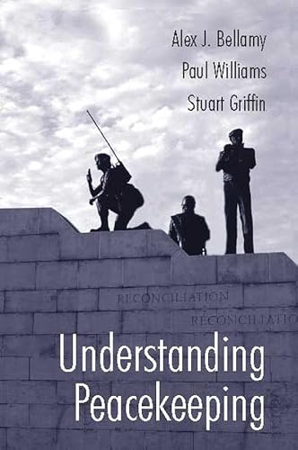 Imagen de archivo de Understanding Peacekeeping a la venta por Better World Books