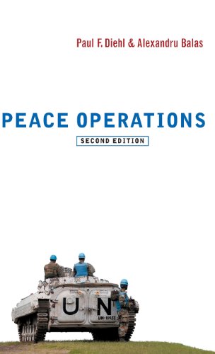 9780745671802: Peace Operations (War and Conflict in the Modern World)