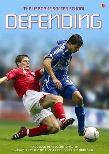 9780746084229: Soccer School: Defending