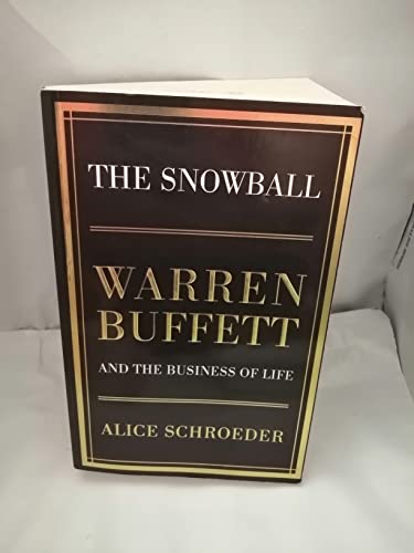 Beispielbild fr The Snowball: Warren Buffett and the Business of Life zum Verkauf von WorldofBooks