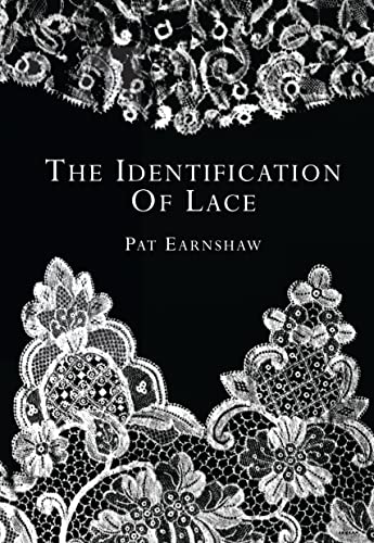 Imagen de archivo de The Identification of Lace: No. 556 (Shire Library) a la venta por WorldofBooks