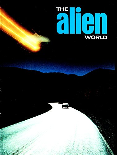 Beispielbild fr THE ALIEN WORLD: Major UFO Cases Examined and Assessed zum Verkauf von WorldofBooks