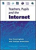 9780748743070: Teachers, Pupils and the Internet