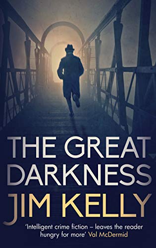 Beispielbild fr The Great Darkness : A Cambridge Wartime Mystery zum Verkauf von Better World Books