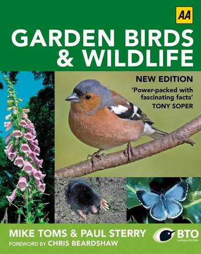Beispielbild fr Garden Birds and Wildlife. Mike Toms and Paul Sterry zum Verkauf von GF Books, Inc.