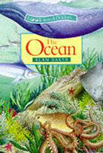 Imagen de archivo de Look Who Lives in the Ocean a la venta por Wonder Book
