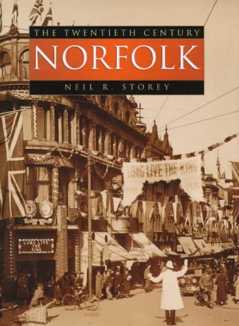 Imagen de archivo de A Norfolk Century a la venta por WorldofBooks
