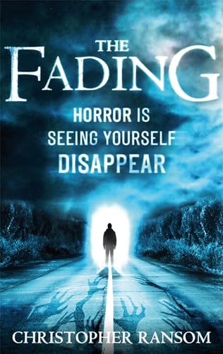 9780751548426: The Fading. Christopher Ransom