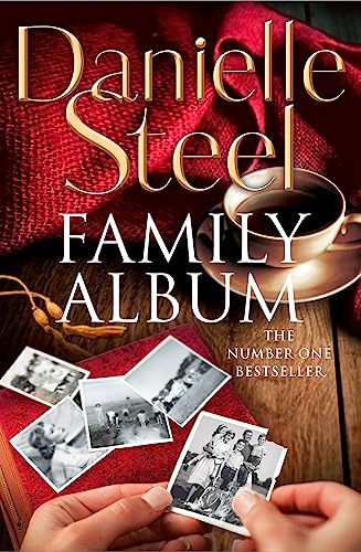 9780751579529: Family Album: An epic, unputdownable read from the worldwide bestseller
