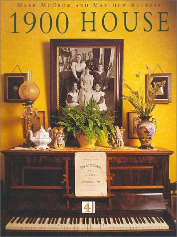 Beispielbild fr 1900 House : Featuring Extracts from the Personal Diaries of Joyce and Paul Bowler and Their Family zum Verkauf von Better World Books