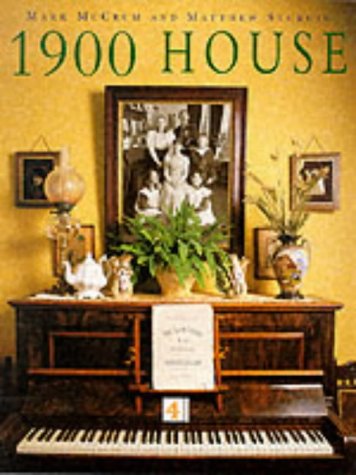 The 1900 house. Painting the Century 101 portrait Masterpieces 1900–2000.