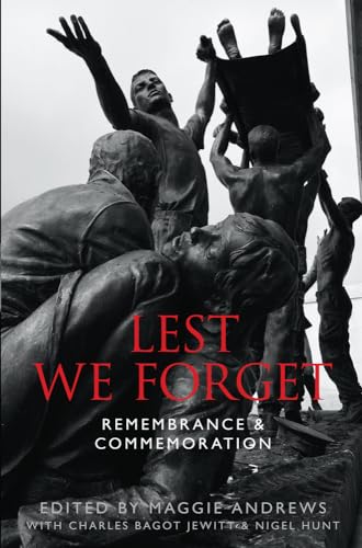 Imagen de archivo de Lest We Forget: Remembrance & Commemoration a la venta por MusicMagpie