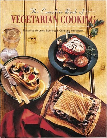 Imagen de archivo de The Complete Book of Vegetarian Cooking a la venta por WorldofBooks