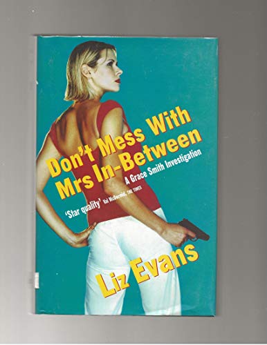 Imagen de archivo de Don't Mess with Mrs. In-Between a la venta por Murderers' Row
