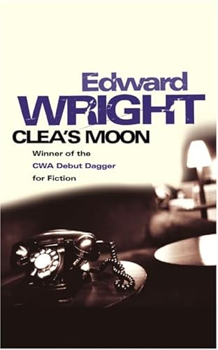 Imagen de archivo de Clea's Moon a la venta por Better World Books