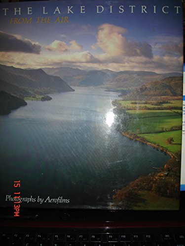 Imagen de archivo de Lake District from the Air a la venta por WorldofBooks