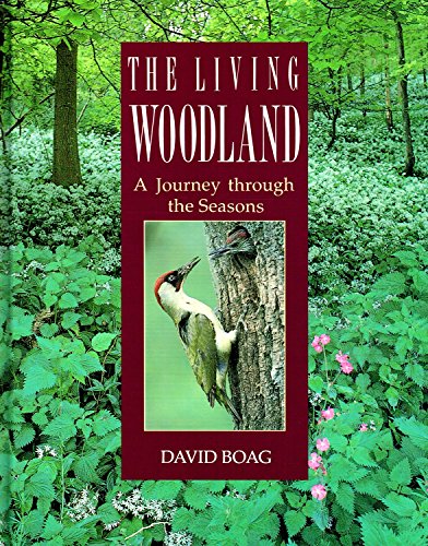 Beispielbild fr LIVING WOODLANDS zum Verkauf von AwesomeBooks