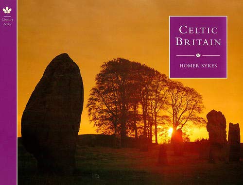Beispielbild fr Celtic Britain (Country Series) zum Verkauf von Wonder Book