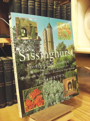 Beispielbild fr Sissinghurst: Portrait Of A Garden zum Verkauf von WorldofBooks