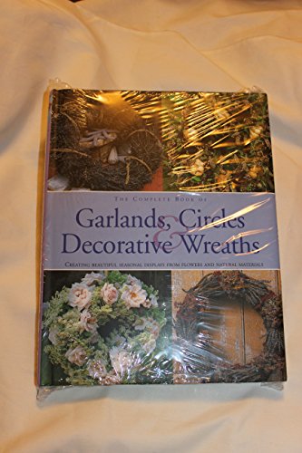 Imagen de archivo de Complete Book of Garlands Circ a la venta por SecondSale