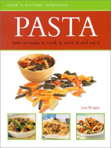 Imagen de archivo de Pasta: Cook's Kitchen Reference a la venta por Wonder Book