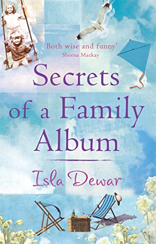 Beispielbild fr Secrets of a Family Album zum Verkauf von SecondSale
