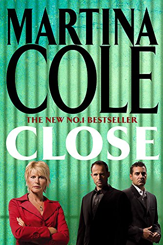 9780755328604: Close: A gripping thriller of power and protection
