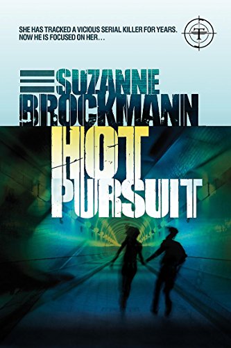 9780755355525: Hot Pursuit: Troubleshooters 15