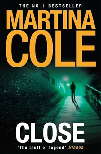 9780755375752: Close: A gripping thriller of power and protection