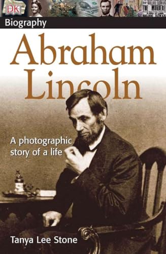 Imagen de archivo de DK Biography: Abraham Lincoln a la venta por Polly's Books