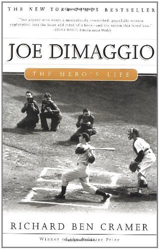 9780756779764: Joe Dimaggio: The Hero's Life