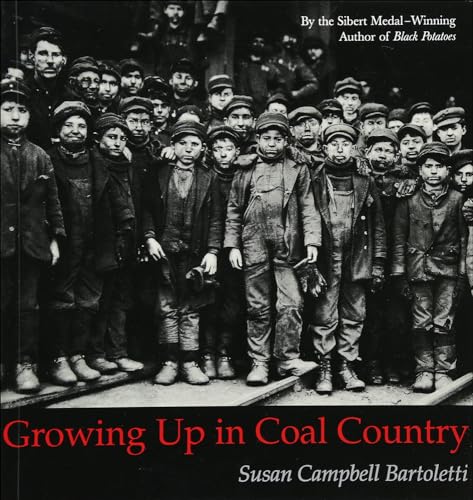 9780756901677: GROWING UP IN COAL COUNTRY