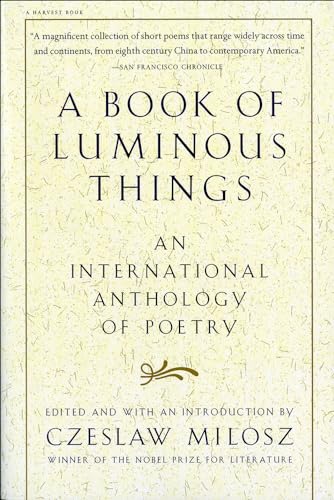 9780756905552: A Book of Luminous Things: An International Anthology of Poetry