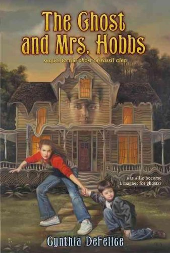 9780756913885: The Ghost and Mrs. Hobbs