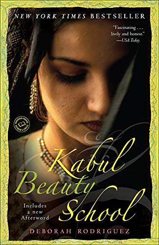 9780756990664: Kabul Beauty School: An American Woman Goes Behind the Veil