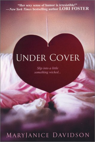 Imagen de archivo de Under Cover a la venta por Better World Books: West