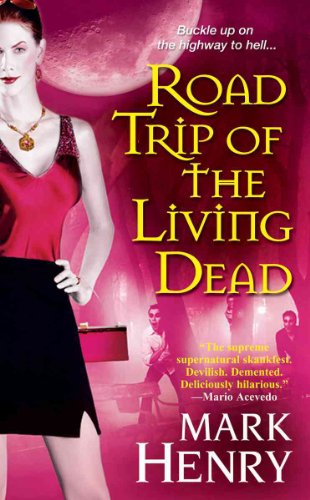 Imagen de archivo de Road Trip of the Living Dead a la venta por Better World Books