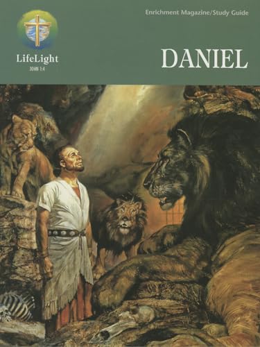 9780758611826: LifeLight: Daniel - Study Guide