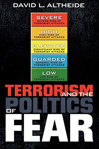 9780759109193: Terrorism and the Politics of Fear