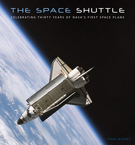 Imagen de archivo de The Space Shuttle : Celebrating Thirty Years of NASA's First Space Plane a la venta por Better World Books