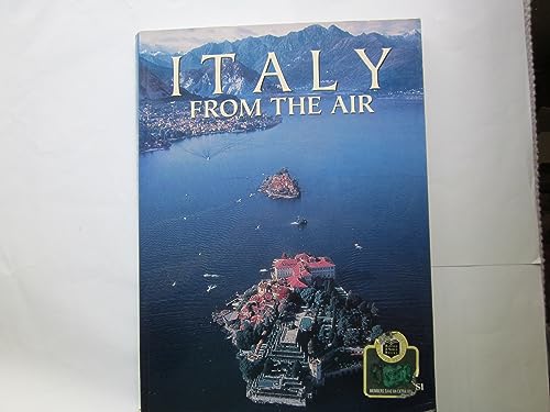 Beispielbild fr Italy From the Air zum Verkauf von Wonder Book