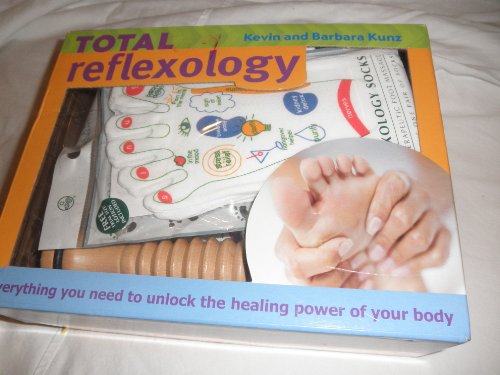 Imagen de archivo de Total Reflexology : Everything You Need to Unlock the Healing Power of Your Body a la venta por Better World Books