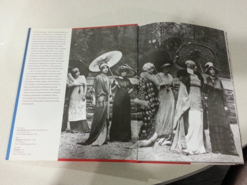 Beispielbild fr Fashion: A History from the 18th to the 20th Century - The Collection of the Kyoto Costume Institute zum Verkauf von Abacus Bookshop