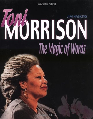 Imagen de archivo de Toni Morrison: Magic of Words a la venta por ThriftBooks-Atlanta