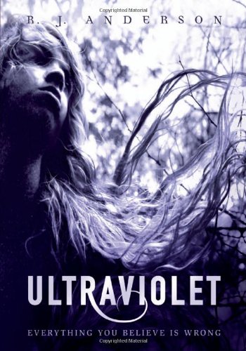 Beispielbild fr Ultraviolet zum Verkauf von Wonder Book