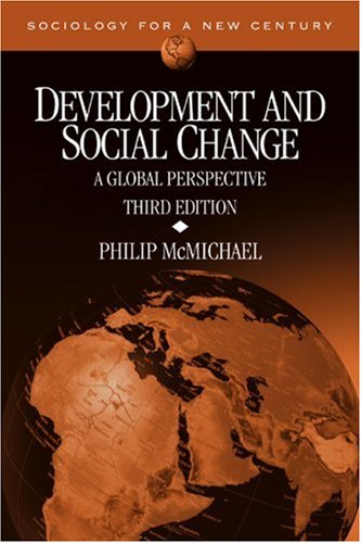 Imagen de archivo de Development and Social Change: A Global Perspective (Sociology for a New Century Series) a la venta por SecondSale